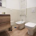 B-pizzofalcone Bed & Breakfast