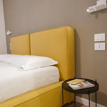 B-pizzofalcone Bed & Breakfast