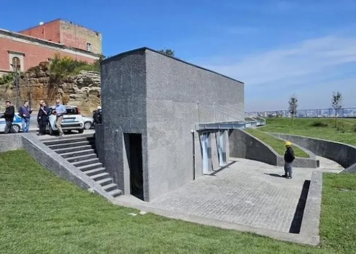 B-pizzofalcone Bed and Breakfast 4*