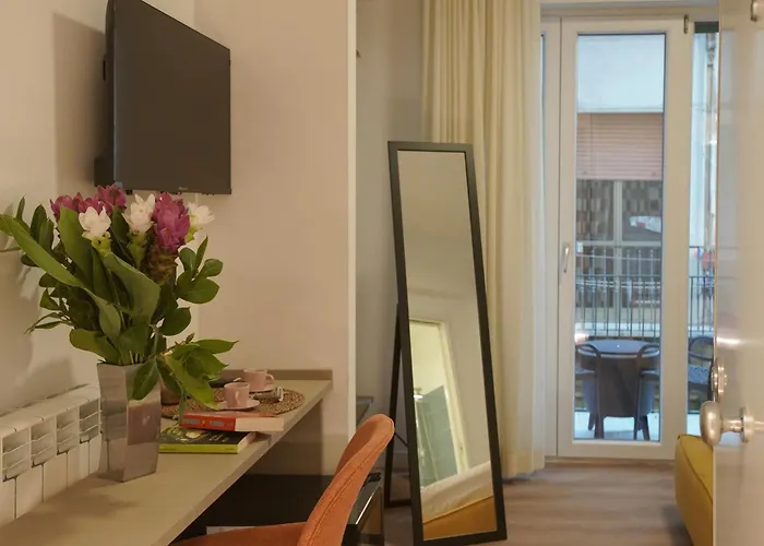 B&B B-pizzofalcone 4*