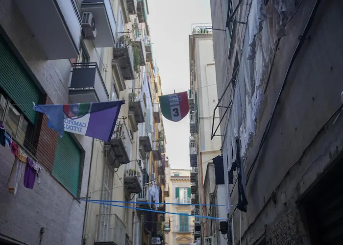 B-pizzofalcone Alojamento de Acomodação e Pequeno-almoço